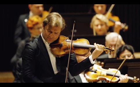 Vasily Petrenko conducts Dvořák and Beethoven — With Pablo Ferrández-Castro, Renaud Capuçon, Lahav Shani, and Kian Soltani