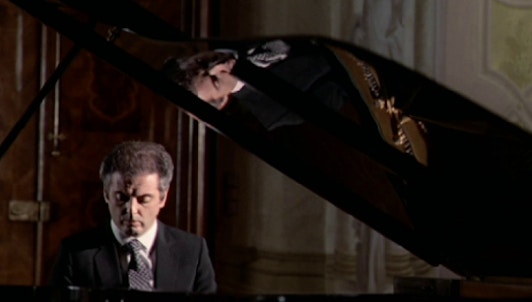 Daniel Barenboim plays Beethoven's Sonata No. 4