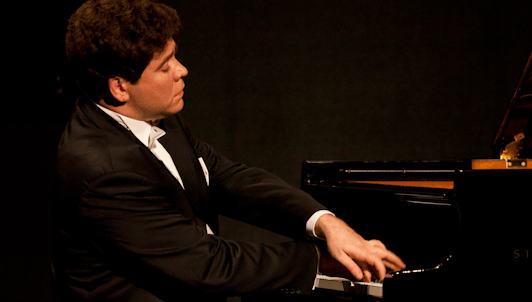 Denis Matsuev interpreta a Schumann y Rajmáninov