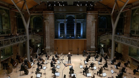 Sir Simon Rattle dirige Dvořák y Beethoven