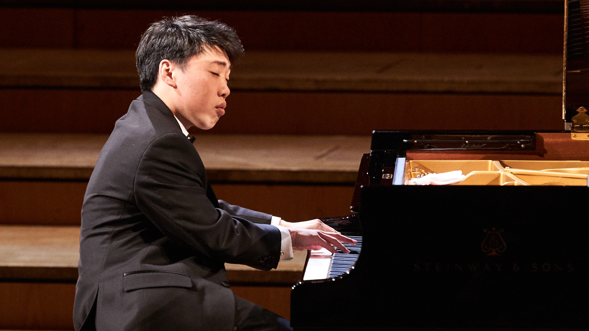 George Li performs Prokofiev's Piano Sonata No. 4