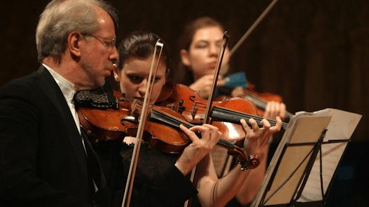 Gidon Kremer and the Kremerata Baltica play Mahler, Shostakovich, Piazzolla and Kremer