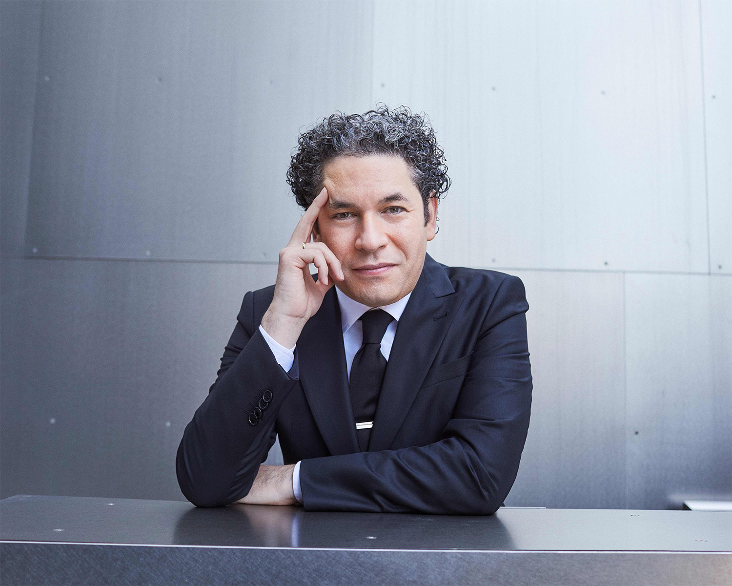https://medicitv-a.imgix.net/movie/gustavo-dudamel-conducts-abreu-mahler-marianne-crebassa-simon-bolivar-symphony-orchestra-philharmonie-paris_d.jpg?auto=format&q=85?auto=format&fit=crop&h=675&q=85&w=1200