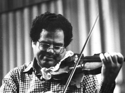 Itzhak Perlman plays Saint-Saëns and Elgar