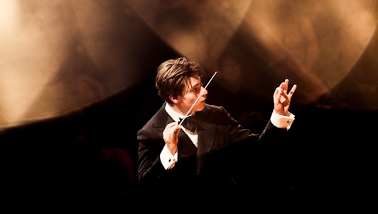 Klaus Mäkelä conducts Sibelius and Tchaikovsky