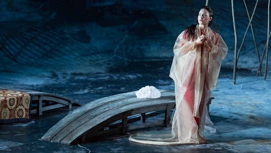 Bizet's The Pearl Fishers