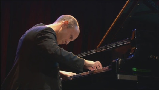 Nelson Goerner plays Beethoven and Chopin