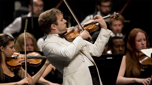 Renaud Capuçon interpreta el Concierto para violín de Mendelssohn