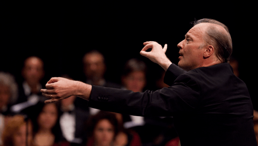 Gianandrea Noseda conducts Shostakovich – With Nicola Benedetti