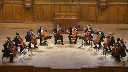 Los 12 violonchelos de la Orquesta Filarmónica de Berlín en Moscú