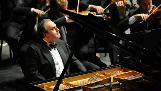 Yefim Bronfman performs Beethoven, Debussy, Schumann, and Chopin